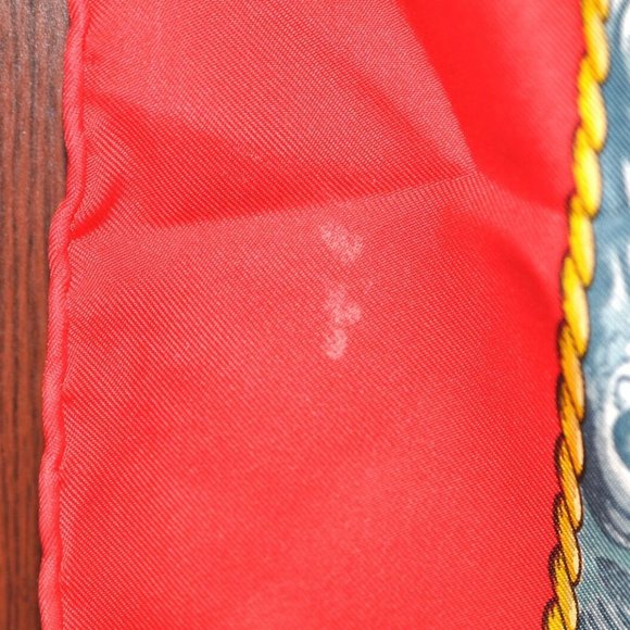 Authentic HERMES Carre 90 Scarf "Vive Le Vent" Silk Red - Picture 9 of 13